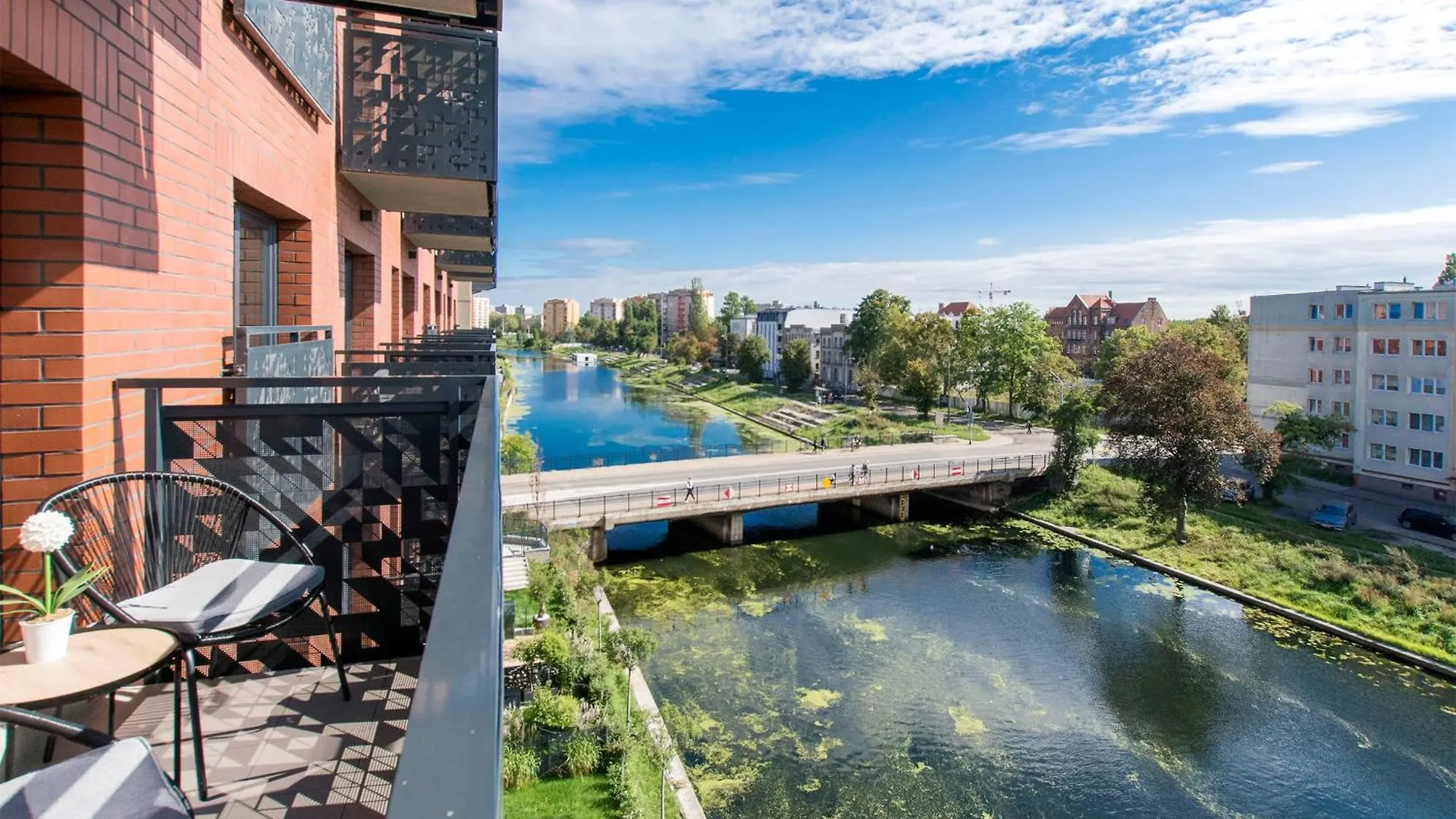 Apartment City Center - Aura By Apartmore Gdansk Poland