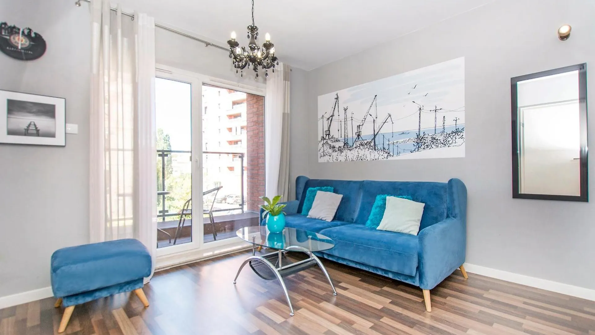 Apartment City Center - Aura By Apartmore Gdansk Poland