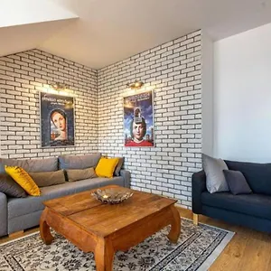 Golden Szafarnia 7-71 Gdańsk