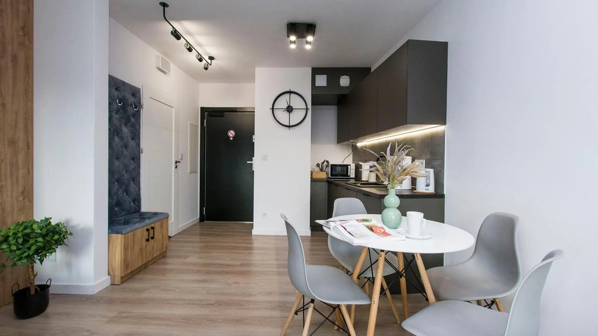 City Center - Aura By Apartmore Gdansk Poland
