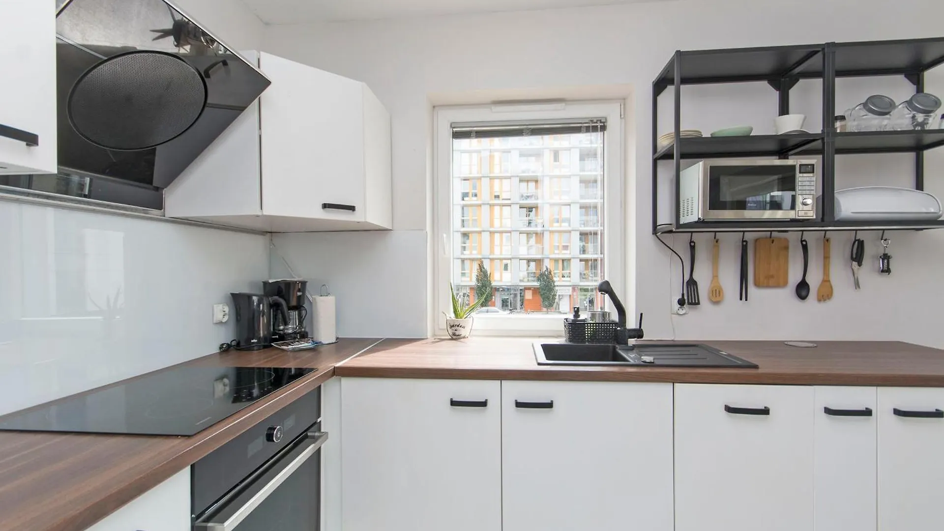 City Center - Aura By Apartmore Gdańsk 0*,